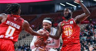 队扳平了比 队扳平了比